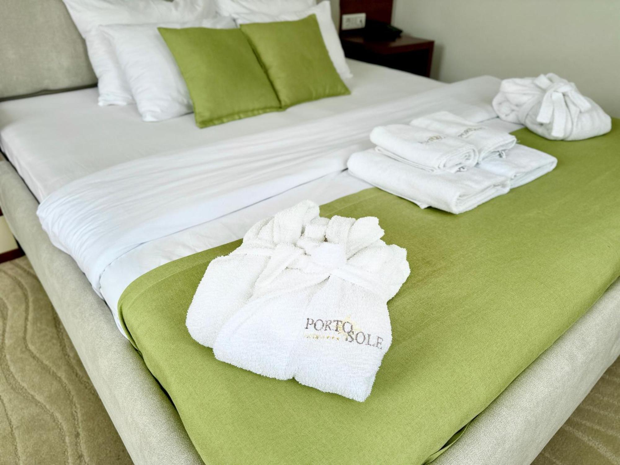 Hotel Porto Sole ซูโตมอเร ภายนอก รูปภาพ
