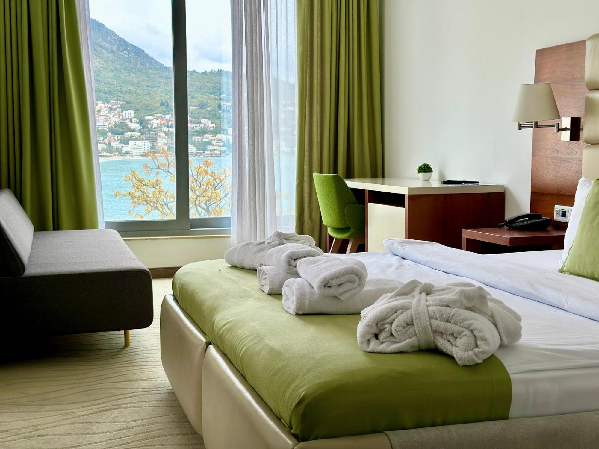 Hotel Porto Sole ซูโตมอเร ภายนอก รูปภาพ