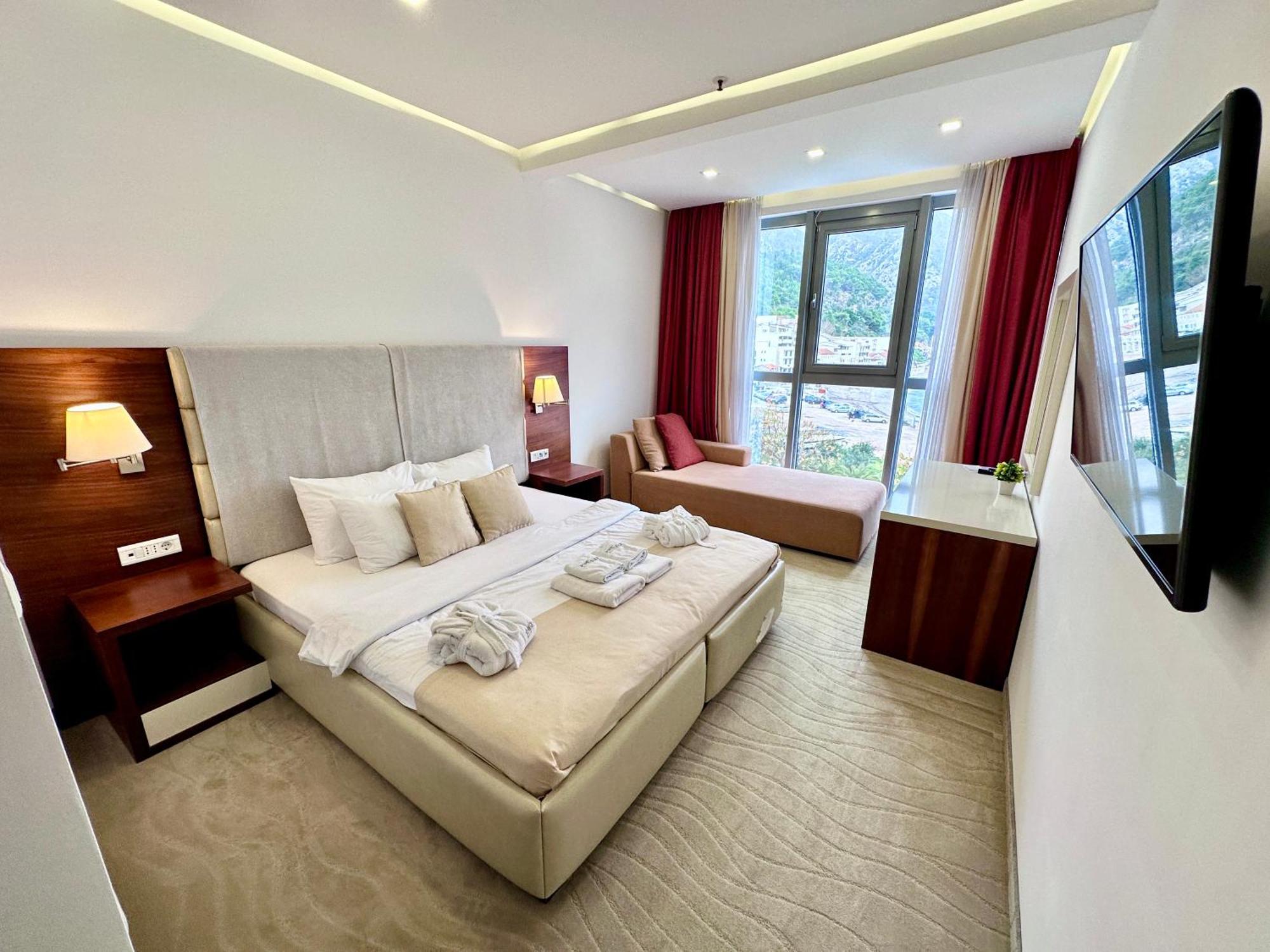 Hotel Porto Sole ซูโตมอเร ภายนอก รูปภาพ